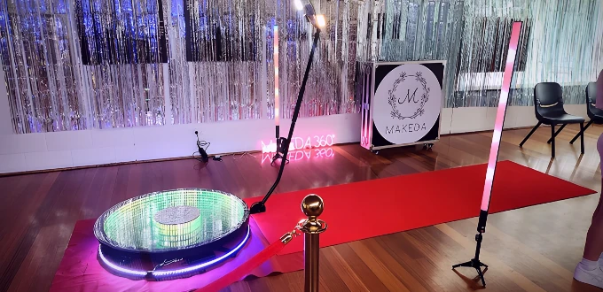 Gold Package Shopping Cart Image